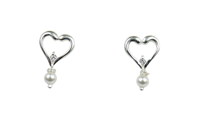 White Gold Heart Simulated Pearl Earrings at Discount Experts
