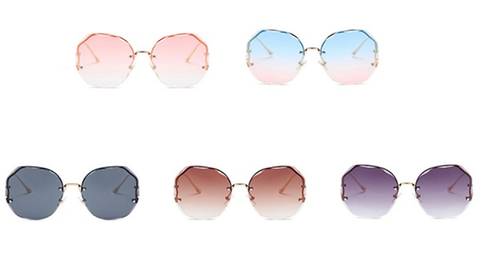 Women's Stylish Gradient Sunglasses W/ Optional Case - 5 Colours from Discount Experts