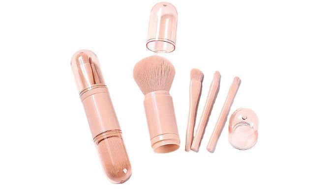 4-in-1 Telescopic Makeup Brush - 5 Colours at Discount Experts