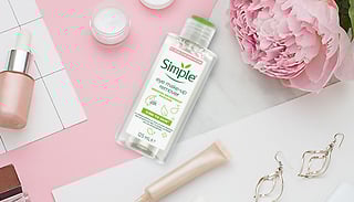 6, 12 or 24-Pack of Simple 'Kind to Skin' Eye Make-Up Remover - 125ml ...